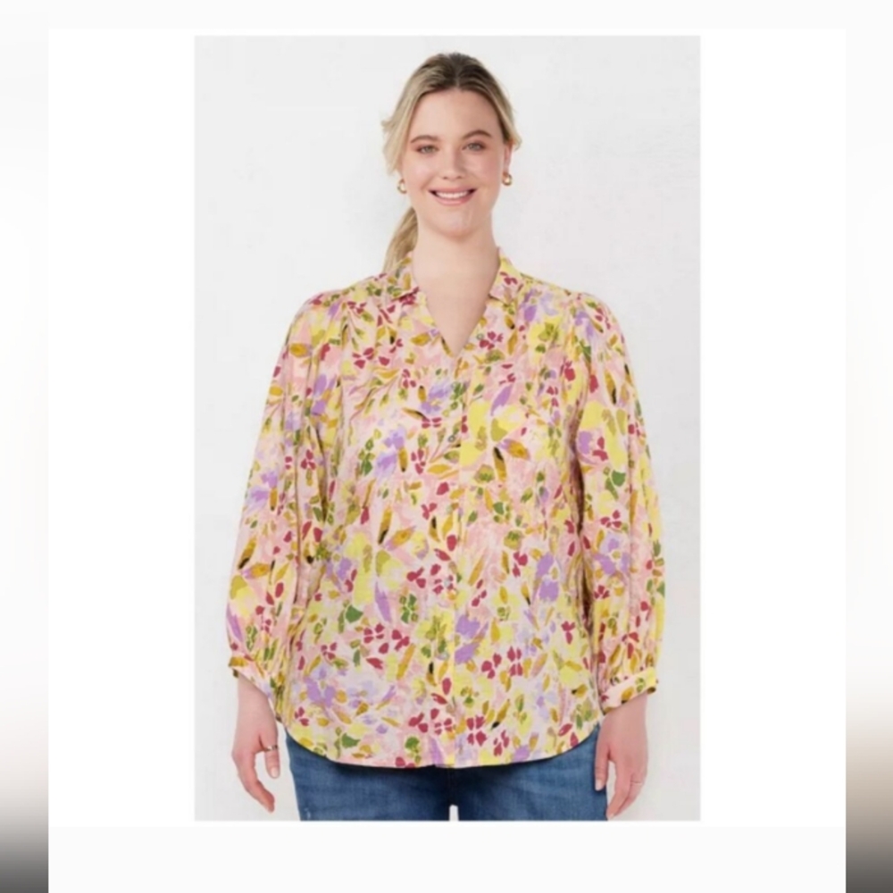 LC Women's Floral dolman sleeve button down top. S